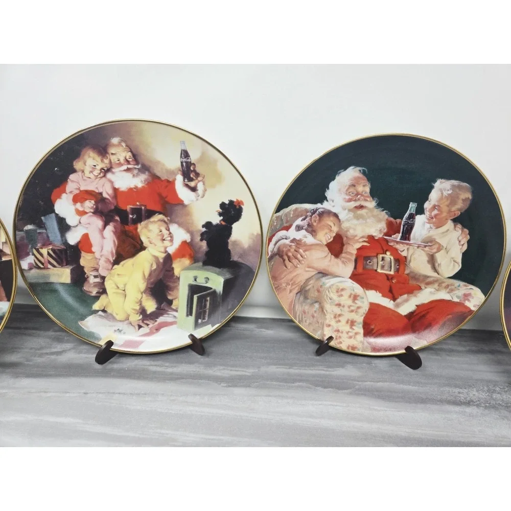 4 Vintage 90s Coca Cola Plates Franklin Mint Collectible Santa Christmas Cookies
